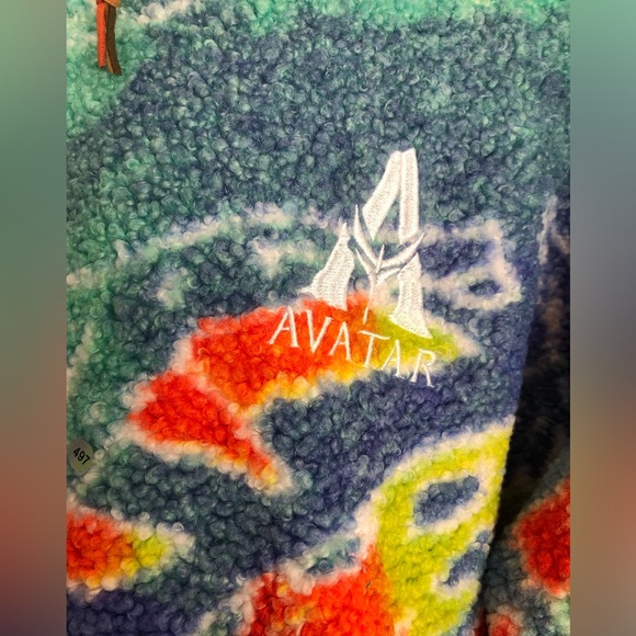 NWT  DISNEY AVATAR Colorful Fleece Hoodie  Size M. $80 - Picture 2 of 4